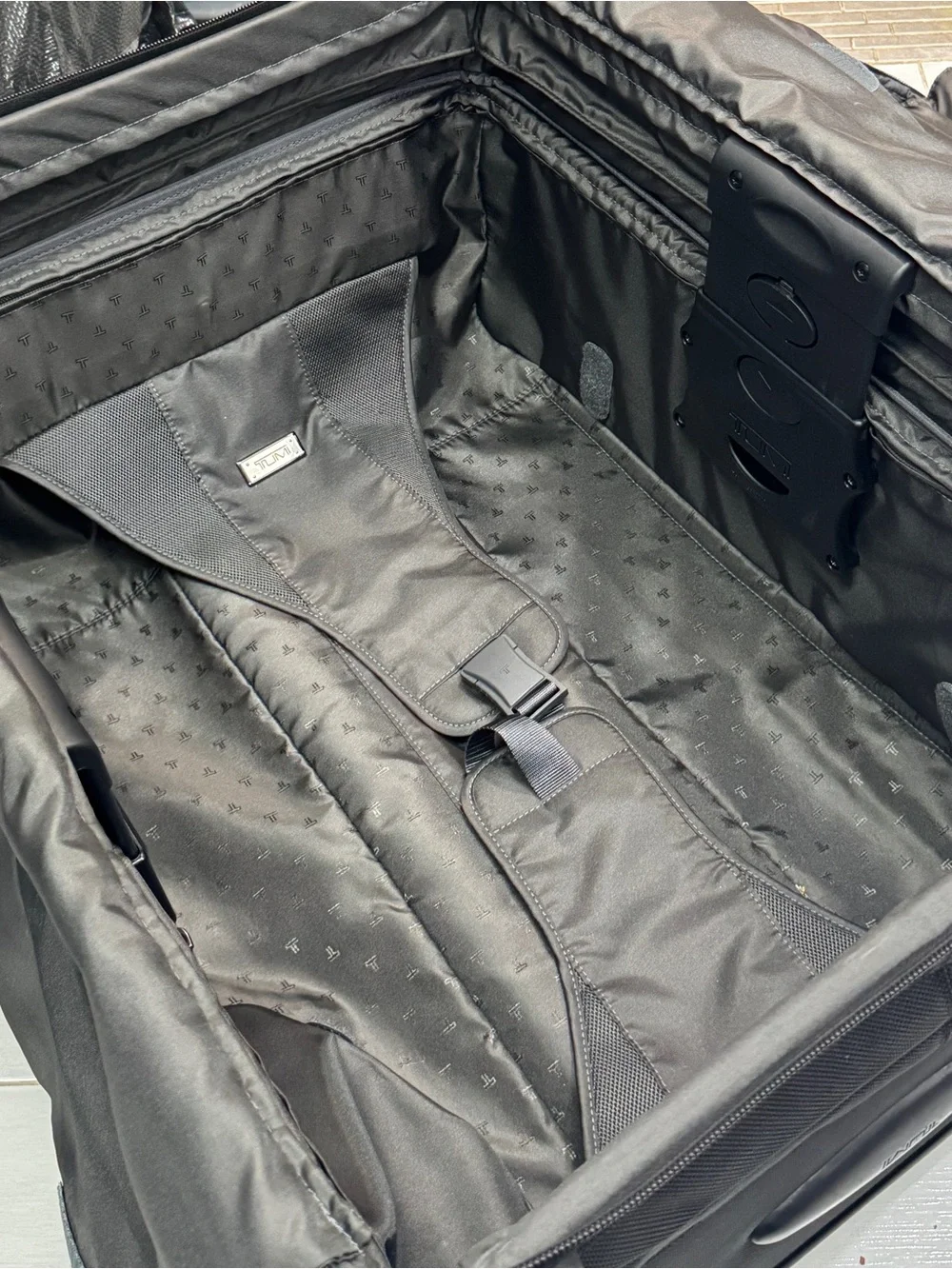 TUMI Alpha 24” Black Nylon Luggage 2-Wheel Carry-On Travel Suitcase 22024D4